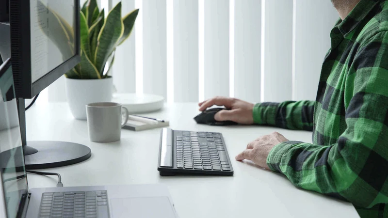 Nachhaltige Energiegewinnung EcoSmart™ Tastatur (Französisch)