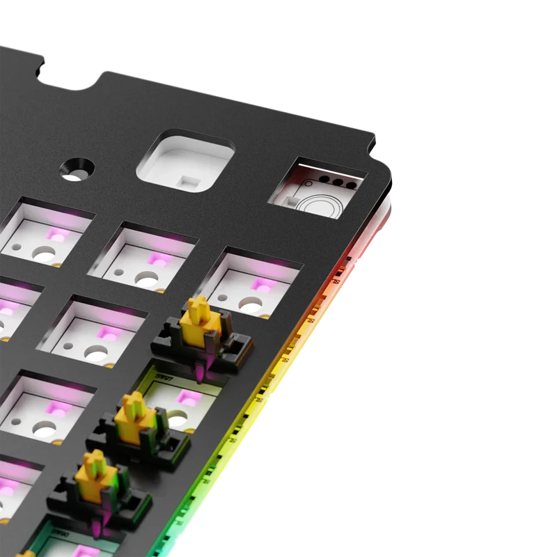 GMMK 3 Switch Plate 100% Aluminum Black ISO