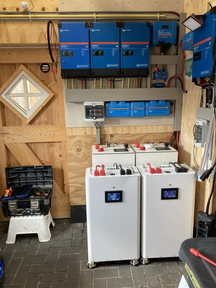 EU Stocks 16kWh 51.2V JK V19 BMS Movable Lifepo4 Solar Battery Floor-Standing Home Energy Storage System With Universal Wheels