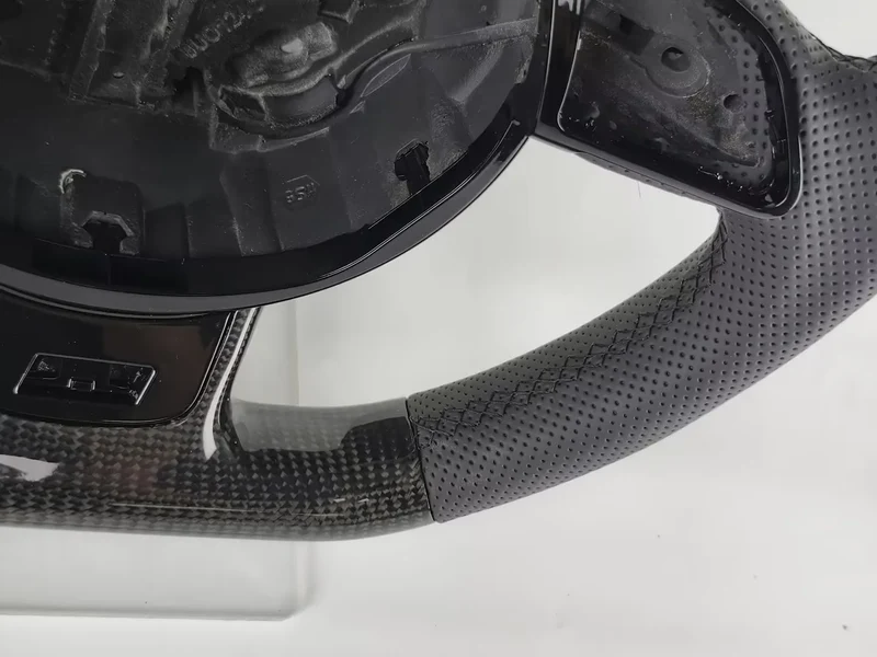 SENCH Customized Carbon Fiber Car Steering Wheel for Audi B8 B9 A4 A5 A3 A6 Q3 Q5