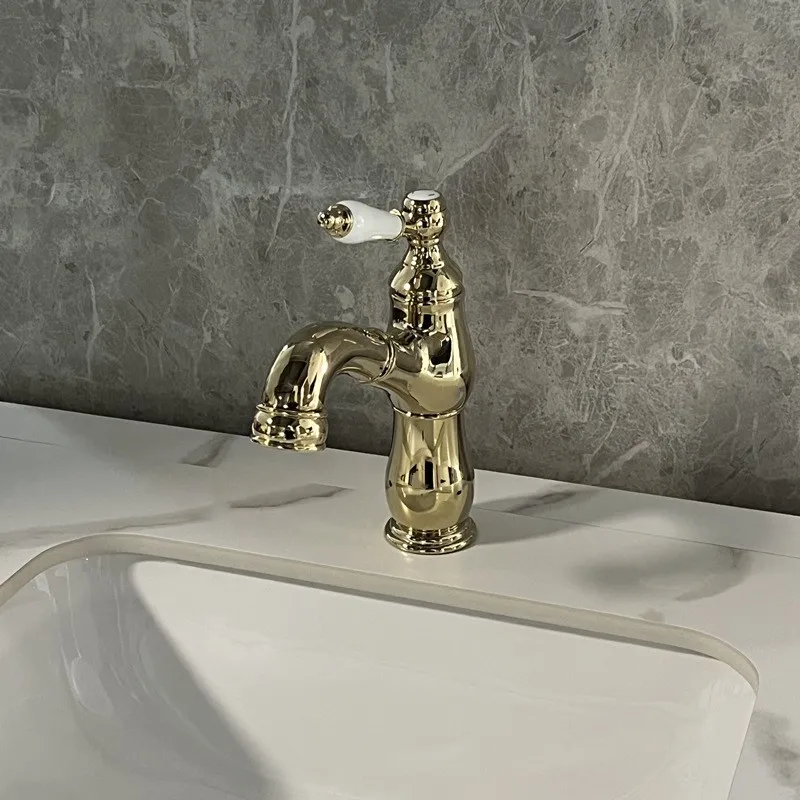 Brass French Retro Style Pull-Out Basin Faucet Hotel Bathroom Cabinet Ceramic Handle Hot and Cold Mixer Tap BF0428