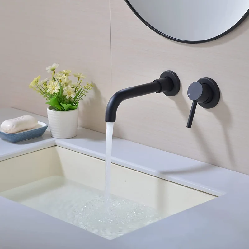 Modern Polished Chrome Single Handle Wall-Mounted Bathroom Faucet with Ceramic Valve Core and Brass Construction