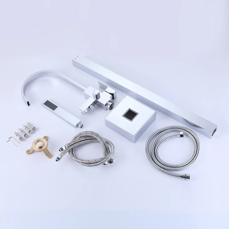Floor Mounted Bath&Shower Faucet Bathroom Equipped with Handheld Shower Brass Free Standing Rainfall Shower Faucet