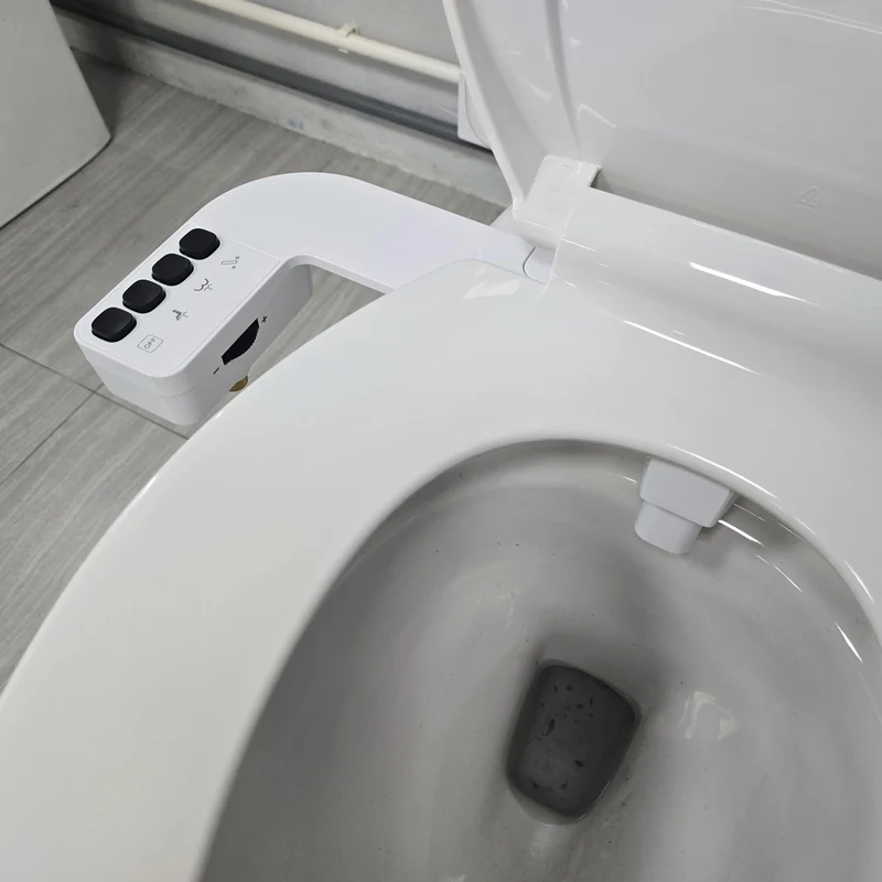 Newly Upgraded Sanitary Ware with Double Nozzles for Feminine Wash Device