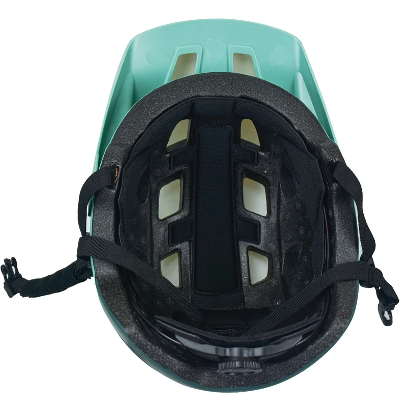 2025 NEW LA Bike Helmet with Visor Moutain Bike Helmet with Rear Light Rechargeable Intergrally-mold PC Shell Led Lights Helmet