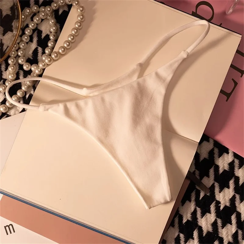 Sexy Seamless Women's Cotton Thong Underwear One Line New Year 2025 Fitness G-string Plus Size Lingerie