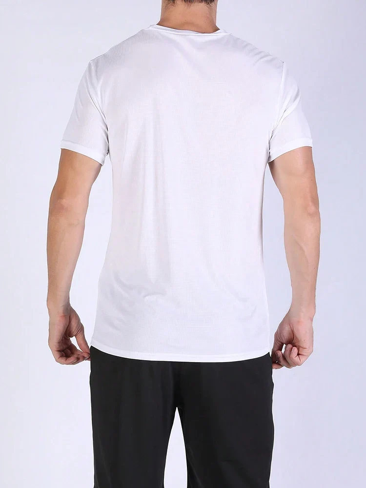 5PCS Men's Solid Color Ultralight Quick Dry Sport T-Shirt, Breathable Lightweight Top For Fitness Training Workout Running Gym