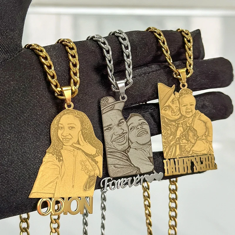 Wholesale Custom Photo Necklace Custom Stainless Steel Engrave Pet Dog Cat Name Memory Frosted Photo Necklace Jewelry For Woman