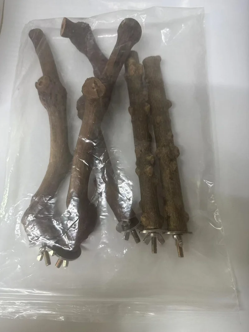 1Pc Pet Standing Stick Wild Grape Wood Pole Parrot Cockatiel Parakeet Station Board Bite Claw Grinding Toy Bird Cage Accessories