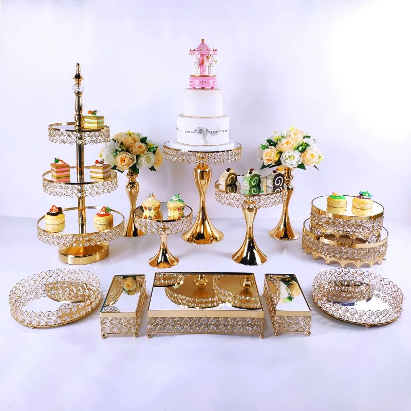 Wholesale Luxury Iron Cake Stands Set Gold Wedding Favor Cookware Tool for Kitchen Metal Cupcake Buffet Display Dessert Stand