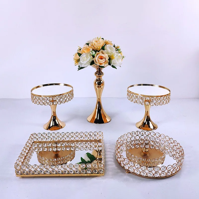 Wholesale Luxury Iron Cake Stands Set Gold Wedding Favor Cookware Tool for Kitchen Metal Cupcake Buffet Display Dessert Stand