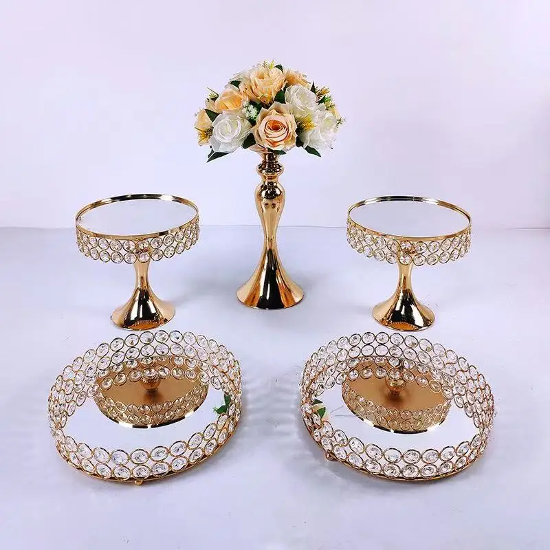 Wholesale Luxury Iron Cake Stands Set Gold Wedding Favor Cookware Tool for Kitchen Metal Cupcake Buffet Display Dessert Stand