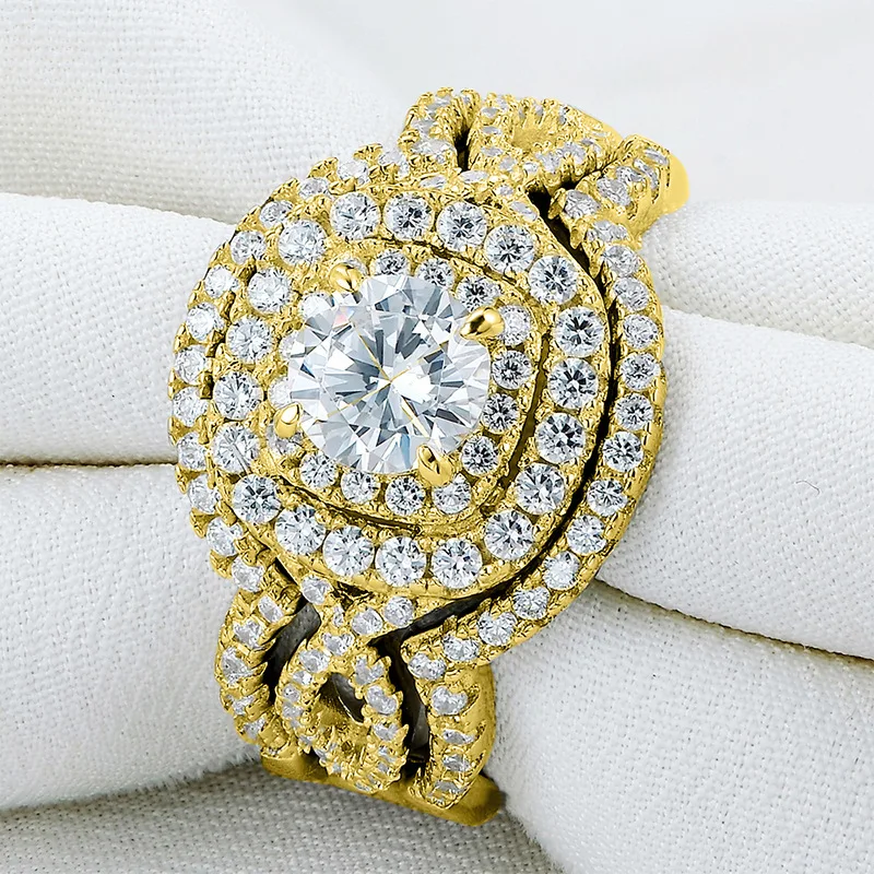 Q024 Women's White Gold Diamond Engagement Ring Round Brilliant Cut D Color Halo Design