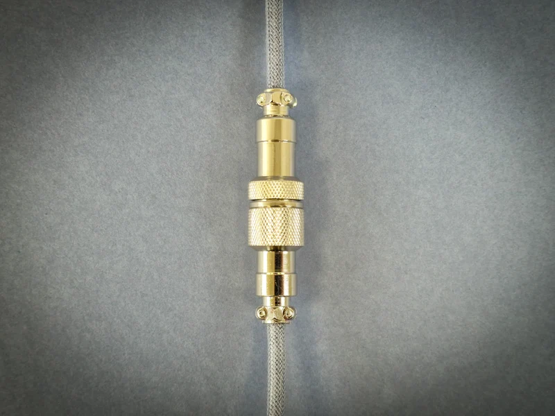 Gewendeltes Fliegerkabel aus Sterlingsilber