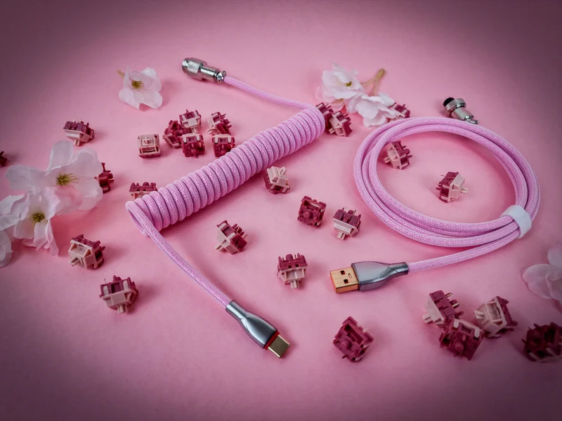 Gewendeltes Fliegerkabel in Flamingo-Rosa