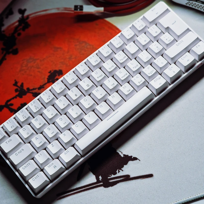 Mechanische Gaming-Tastatur mit 60 % RGB – verkabelt