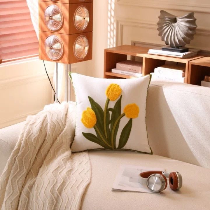 Nordic Towel Embroidered Embroidered Embroidered Pillow Living Room Cream Sofa Cushion Flower Model Room Bay Window Cushion Cover