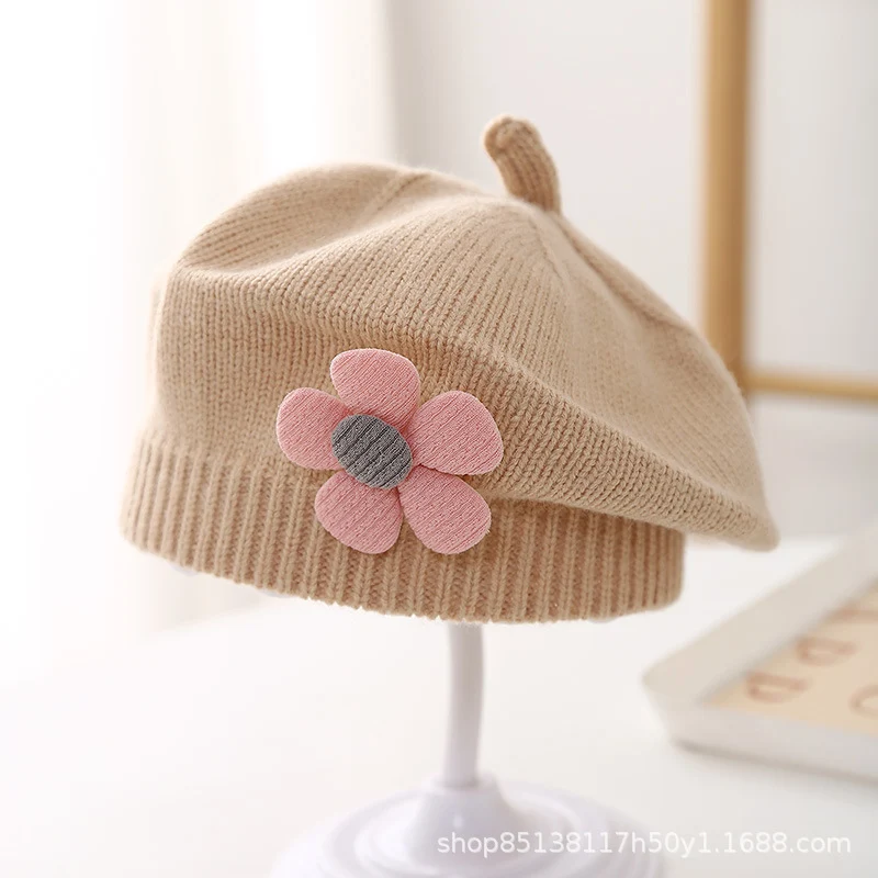 Baby hat autumn and winter baby girls' cute flower beret children's wool hat girls' knitted painter hat fashion