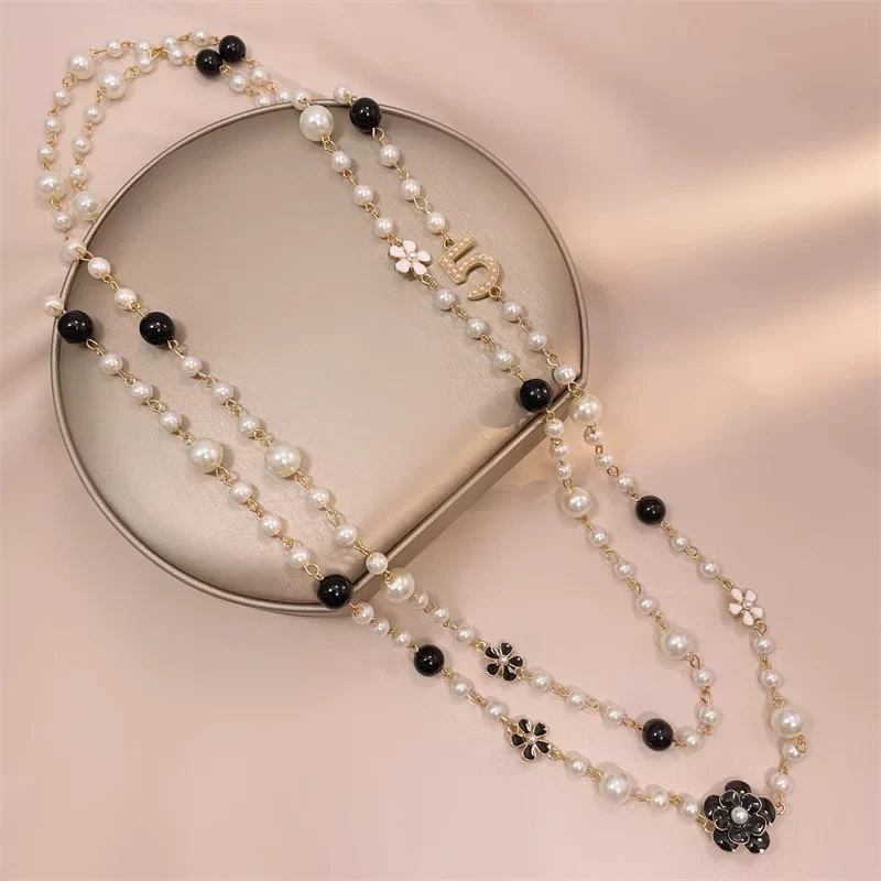 Light Luxury and High-End Multi-Layered Pearl Sweater Chain, Feminine, Simple, Long Autumn and Winter Necklace, Alloy Accessories, Jewelry
