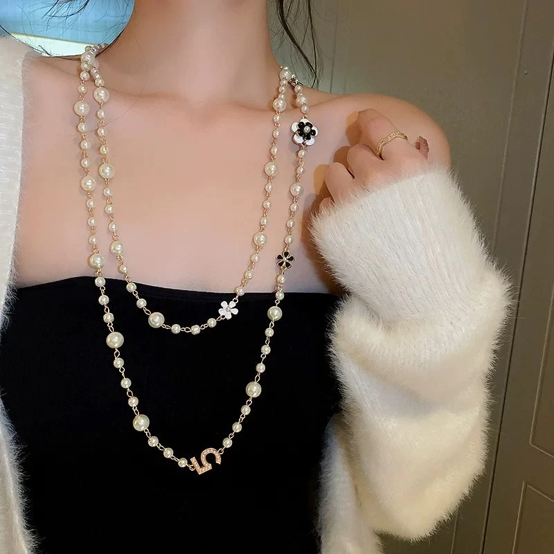 Light Luxury and High-End Multi-Layered Pearl Sweater Chain, Feminine, Simple, Long Autumn and Winter Necklace, Alloy Accessories, Jewelry