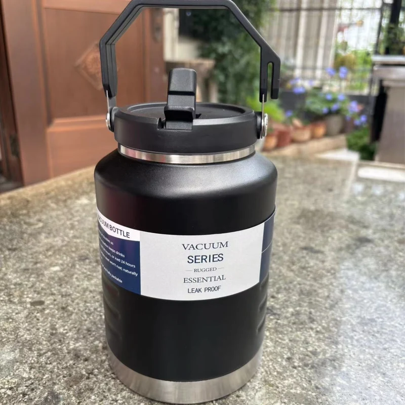 Large Capacity Outdoor Insulated Thermos Cup with 304 Stainless Steel Liner for Fitness, Suitable for South America, Europe, and America