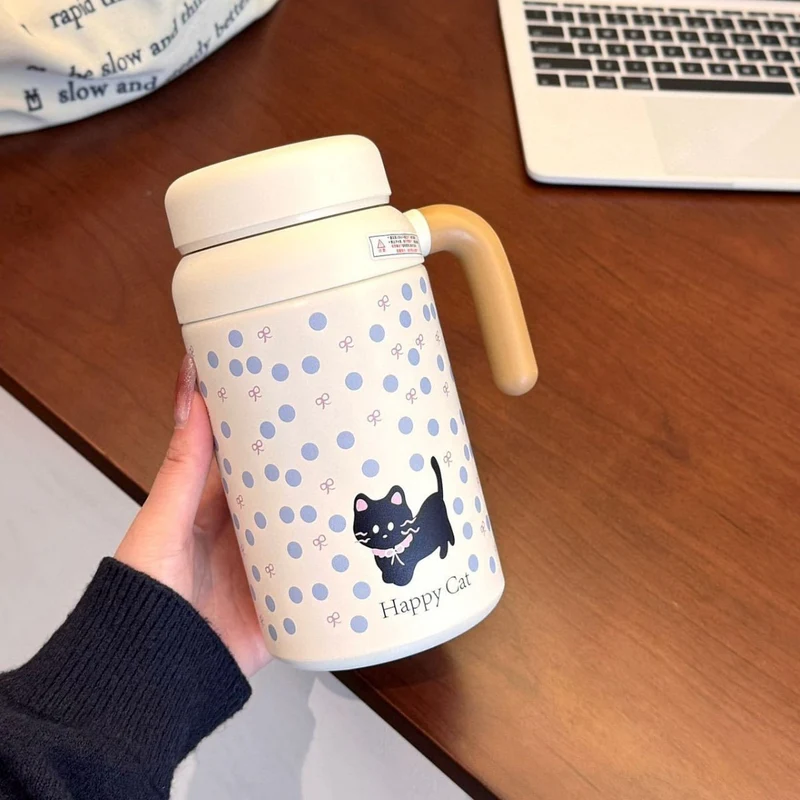 Cartoon cute high-value large-capacity new thermos stainless steel outdoor sports portable rope coffee cup