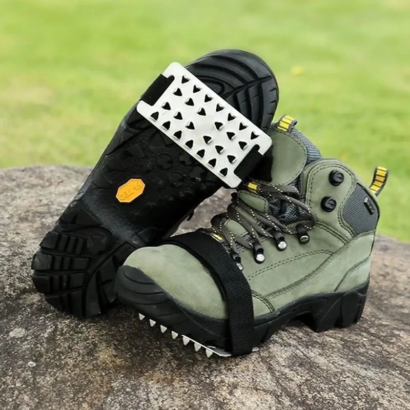 1 Pair Adjustable Stainless Steel Snow Claw Ice Grippers With System - Heavy-Duty Winter Climbing, Walking, Driving Grips Tool
