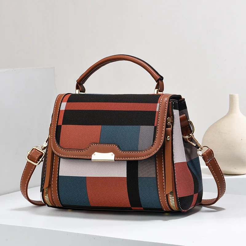 2024 New Contrast Color Small Bag Lingge Trendy Versatile One Shoulder Casual Crossbody Bag19907