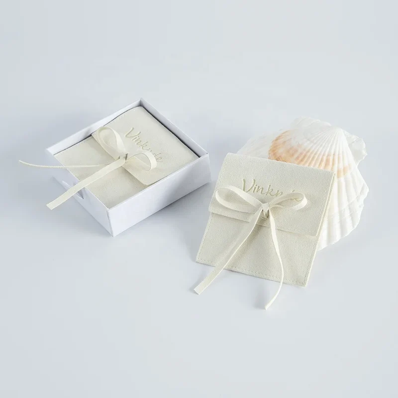 Wholesale 8*8cm Cream Luxury Microfiber Soft Packaging Bag Custom Unique Design with High Quality Logo for Jewelry Container