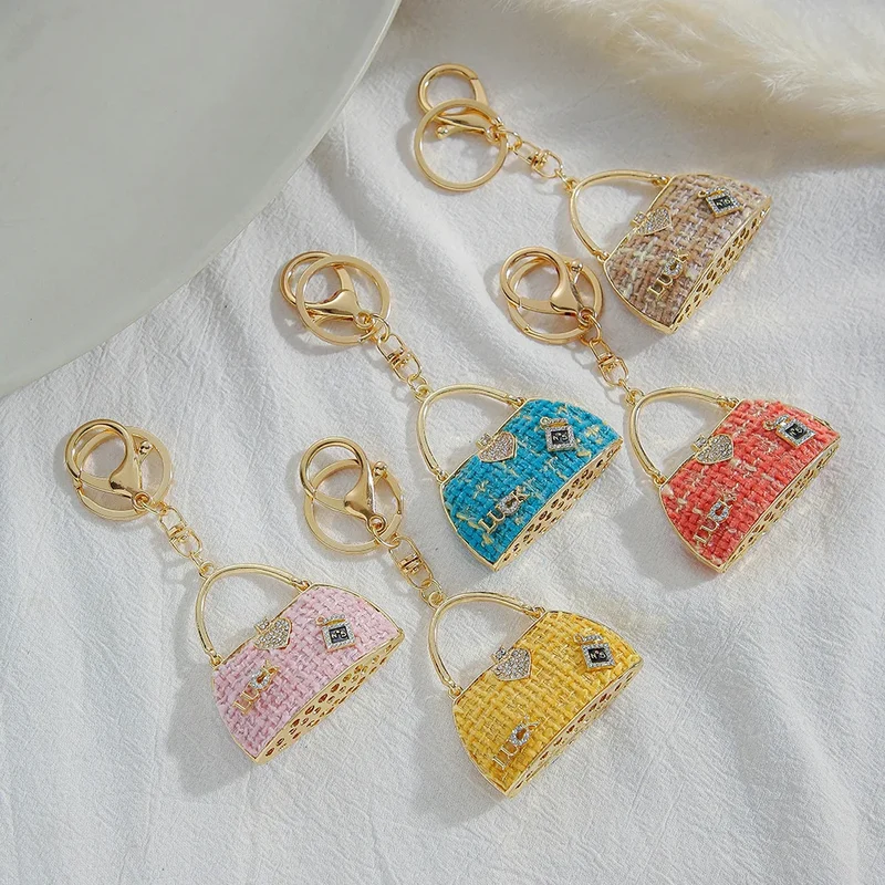 Fashion Luxury Bag Accessory Purse Bag Charm Bling Rhinestone Car Key Chain Handbag Crystal Keyring Designer Keychains
