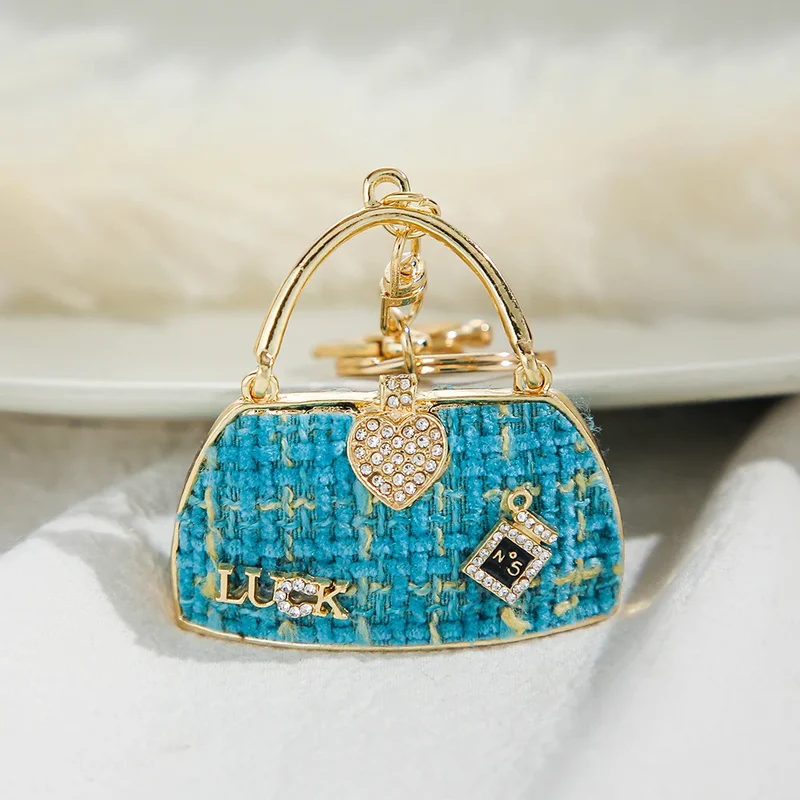 Fashion Luxury Bag Accessory Purse Bag Charm Bling Rhinestone Car Key Chain Handbag Crystal Keyring Designer Keychains
