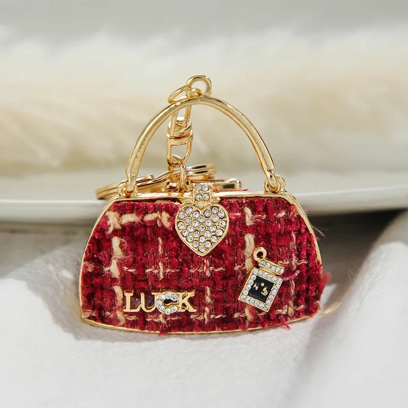 Fashion Luxury Bag Accessory Purse Bag Charm Bling Rhinestone Car Key Chain Handbag Crystal Keyring Designer Keychains