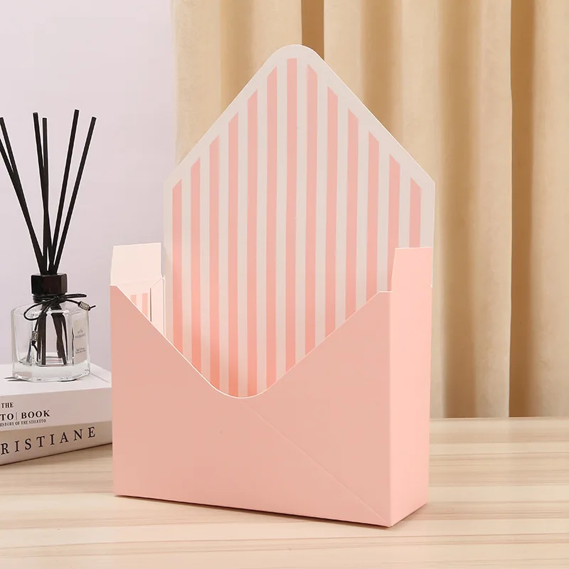 Yiwu China Suppliers Cheap Wholesale Folding Envelope Type Cardboard Paper Luxury Envelope Flower Packing Box for Mother's Day