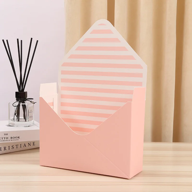 Yiwu China Suppliers Cheap Wholesale Folding Envelope Type Cardboard Paper Luxury Envelope Flower Packing Box for Mother's Day