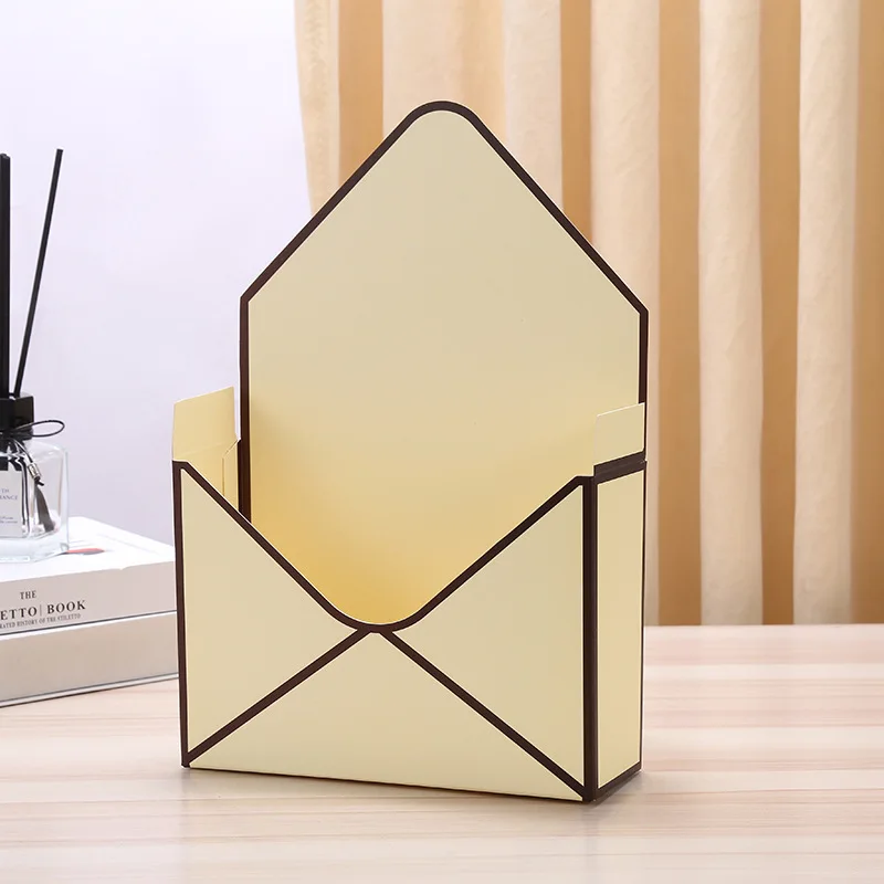 Yiwu China Suppliers Cheap Wholesale Folding Envelope Type Cardboard Paper Luxury Envelope Flower Packing Box for Mother's Day