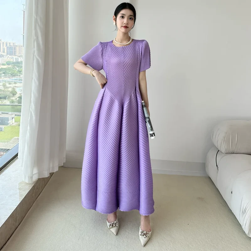 LANMREM High End Purple Pleated Women's Dress 2025 New Round Neck Short Sleeved Spliced Design Ball Gown Summer Dresses 2DB3489