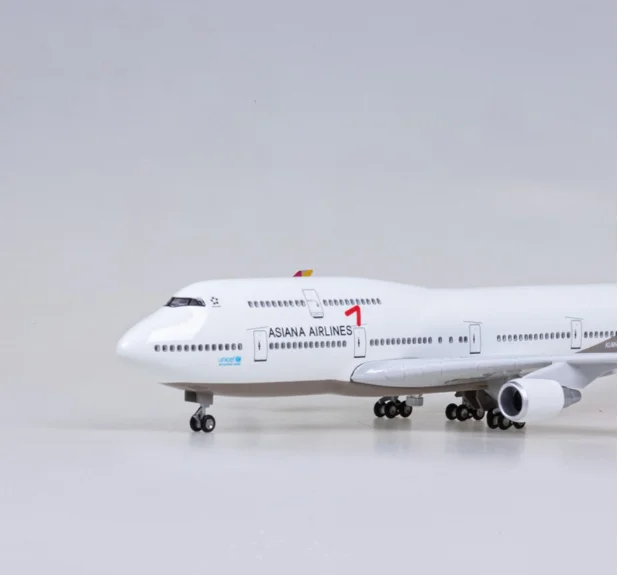 Wholesale 47cm 1:150 Diecast Airplanes Model Boeing B747 Plane Model ASIANA 747 Airplane Aircraft Toy Kids Gift
