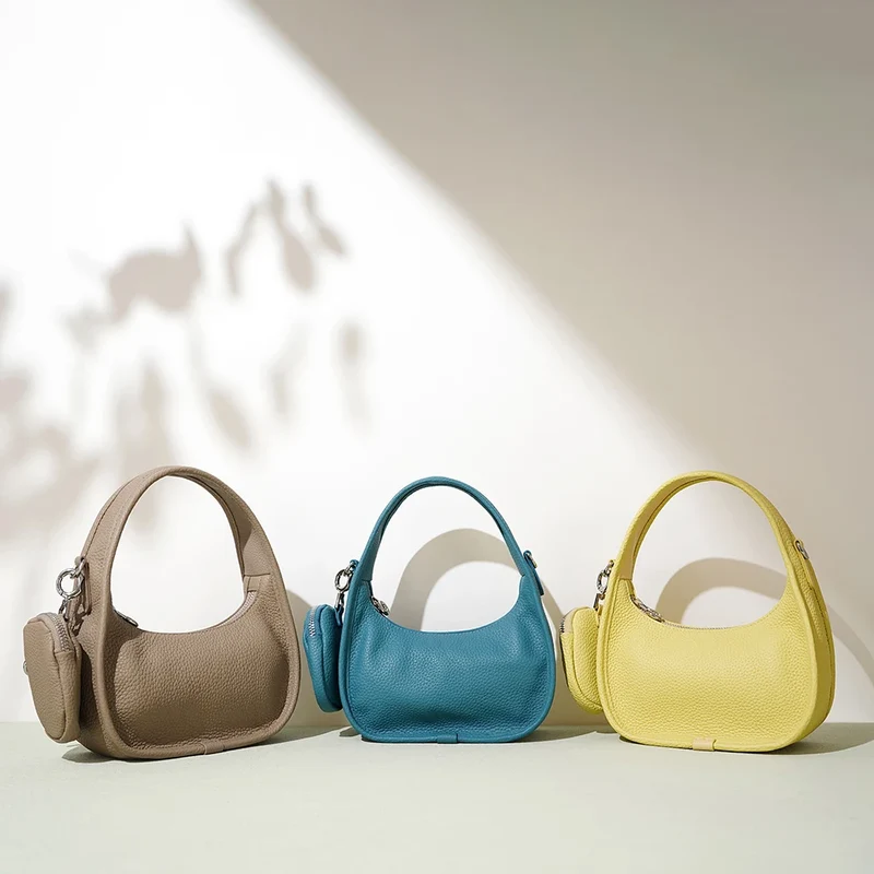 Genuine Cowhide Leather Ladies Shoulder Bag Fashionable Underarm Saddle Handbag Zipper Closure Crescent-Shaped Design for Women