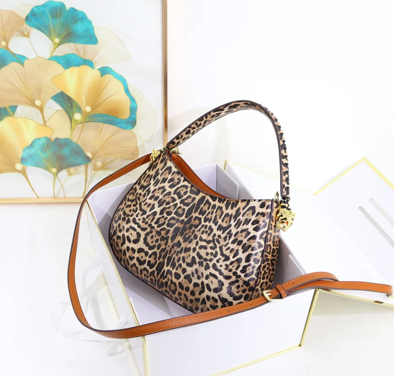 Super Product Fashion Ladies Shoulder Bag Quality Snack Leopard Printing Handbag Women Luxury Designer Bag Factory Outlet 32 cm