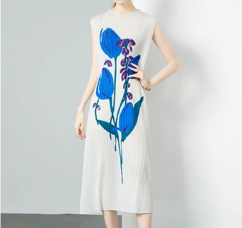 In Stock Miyake Dress Printed Elegant Elegant High-End Loose Slimming Look Elegant Round Neck Sleeveless Pleated Skirt