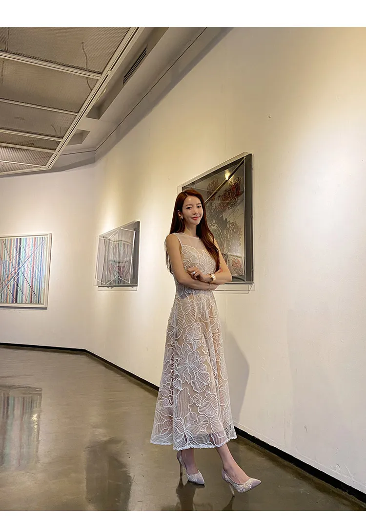 Fashion Slim O-Neck Long Party Casual Dress Hot Sale Summer Dresses Korean Retro Sleeveless Mesh Embroidery Vestidos
