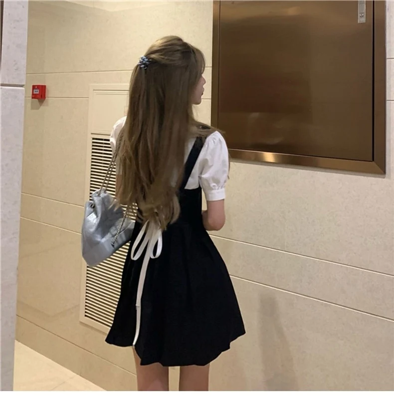 French Design Sense suit 2024 New College Style Women's Wear Spring Black Strap Sweet and Spicy dress Summer