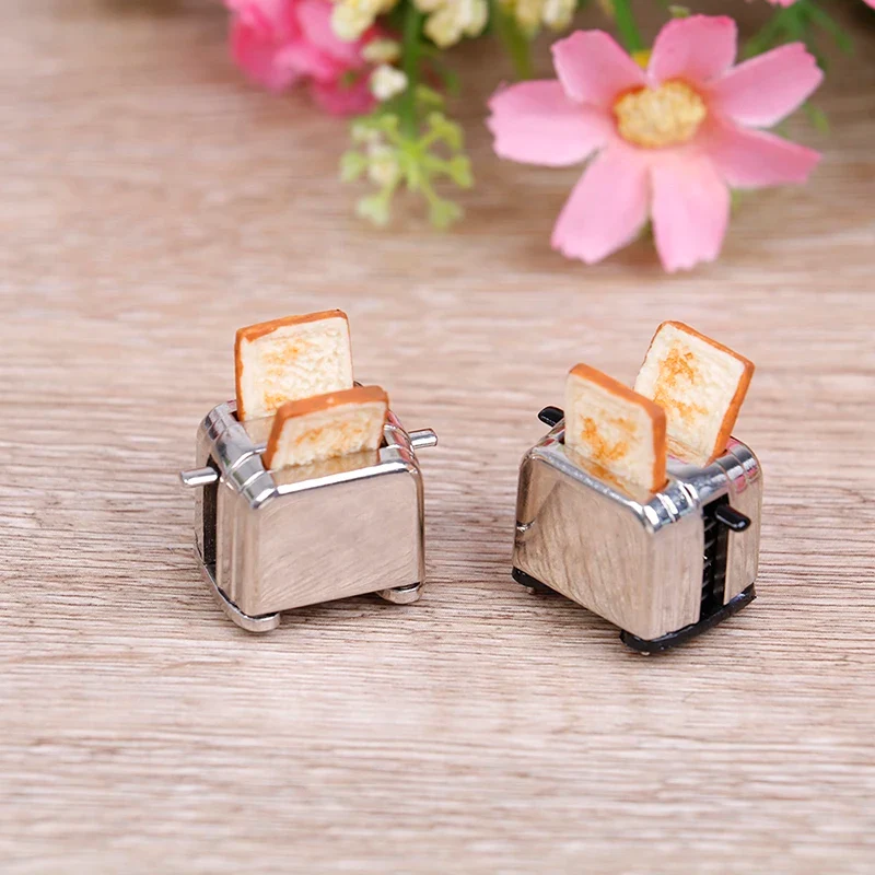 1PC Dollhouse 1/12 Scale Mini Bread Machine Miniature Kitchen Access Toaster Home Decoration Spoon Shovel Cookware Model