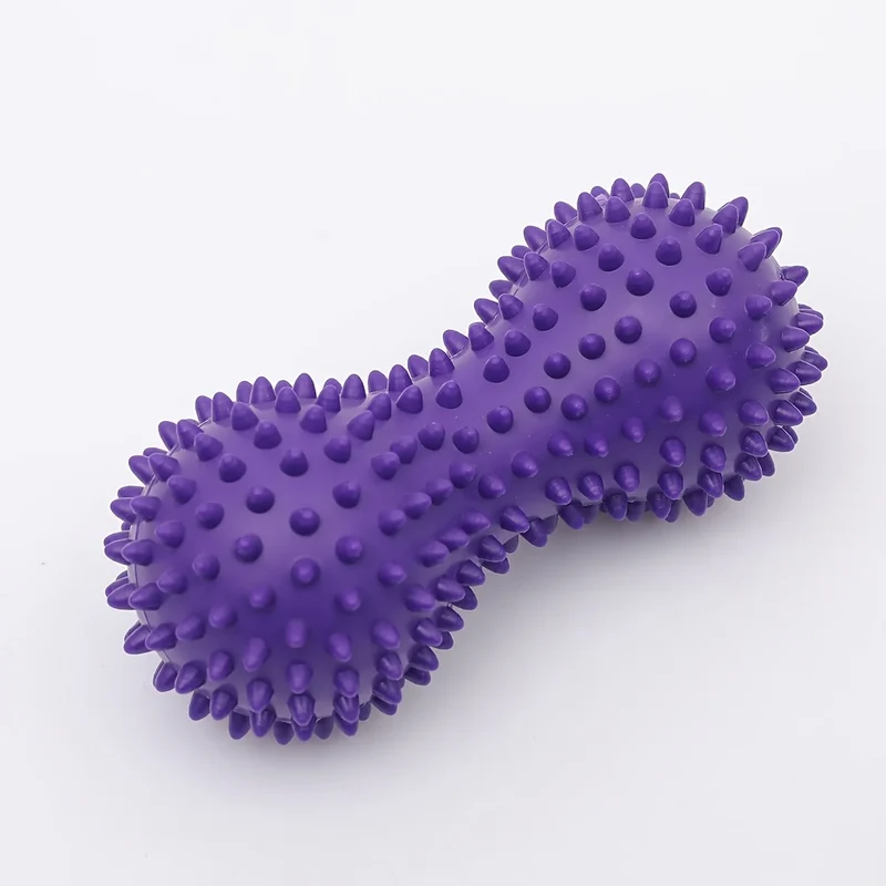 Peanut-shaped yoga massage ball for deep tissue massage. It relaxes muscles in the shoulders, neck and back and relieves neck tension. It is an essential fitness accessory for yoga.