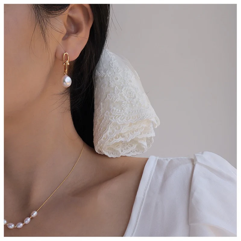 Natural Alien Baroque Freshwater Pearl Earrings Silver Needle Plated 14K Gold Horseshoe Chain Earrings Personalized Fashion Earrings