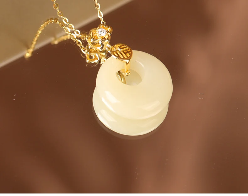 S925 Sterling Silver Hetian Jade Necklace for Women, Chinese Style with the Character for Fortune, Versatile Light Luxury Collarbone Chain, Elegant Gift Accessory, Jade