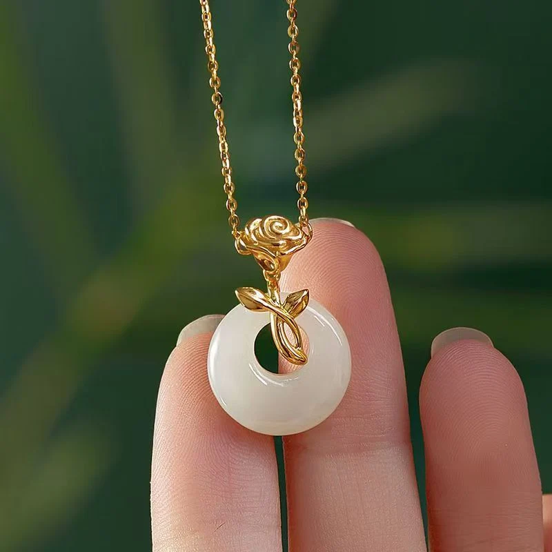 Classic S925 Sterling Silver Necklace for Women, New Chinoiserie Rose and Field Jade Pendant, Simple Accessible Luxury Niche Accessories