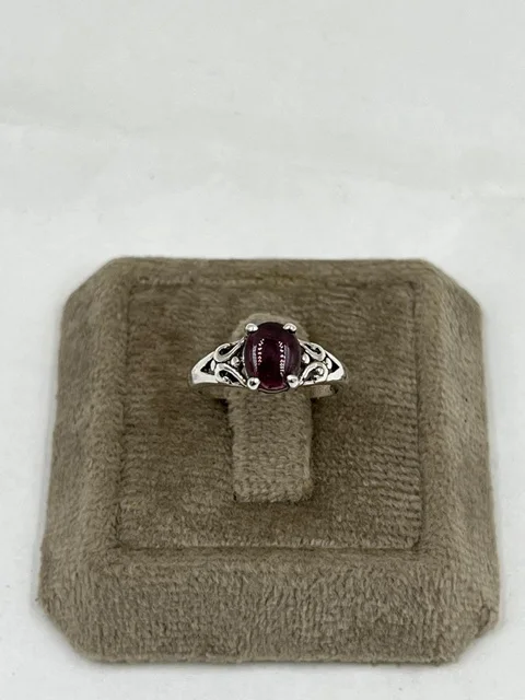 Elegant stylish Sterling Silver Garnet Gemstone Oval Shape Ring Handmade 925 Silver Vintage Design from Jaipur At Best Price