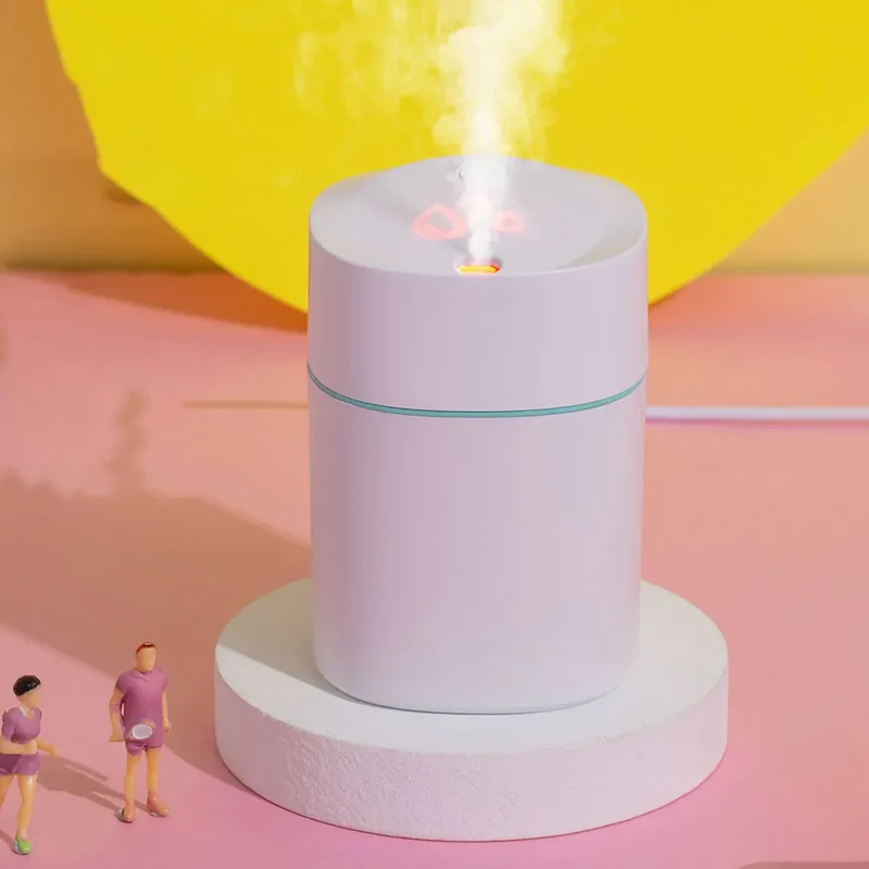 200ml Mini Air Humidifier with Night Light Essential Oil Diffuser USB Mist Maker Car Air Freshener for Bedroom Office