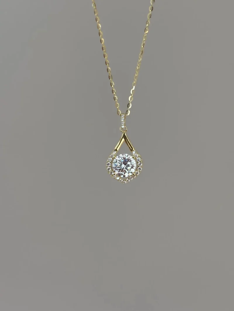 Teardrop Moissanite Halo Christian Party Necklace Silver Plated Sterling Silver Yellow Gold Spring Ring Closure Charms
